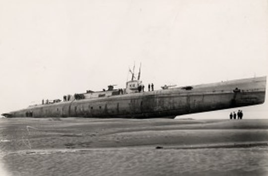 K4 aground at Walney Island, Barrow, 1917 <em>Picture: The Royal Navy Submarine Museum</em>