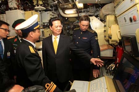 Viet Nam, PM Nguyen Tan Dung, Russia, submarines