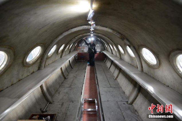 Homebuilt Submarine Ready for Dive